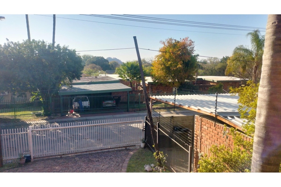5 Bedroom Property for Sale in Elandsrand North West